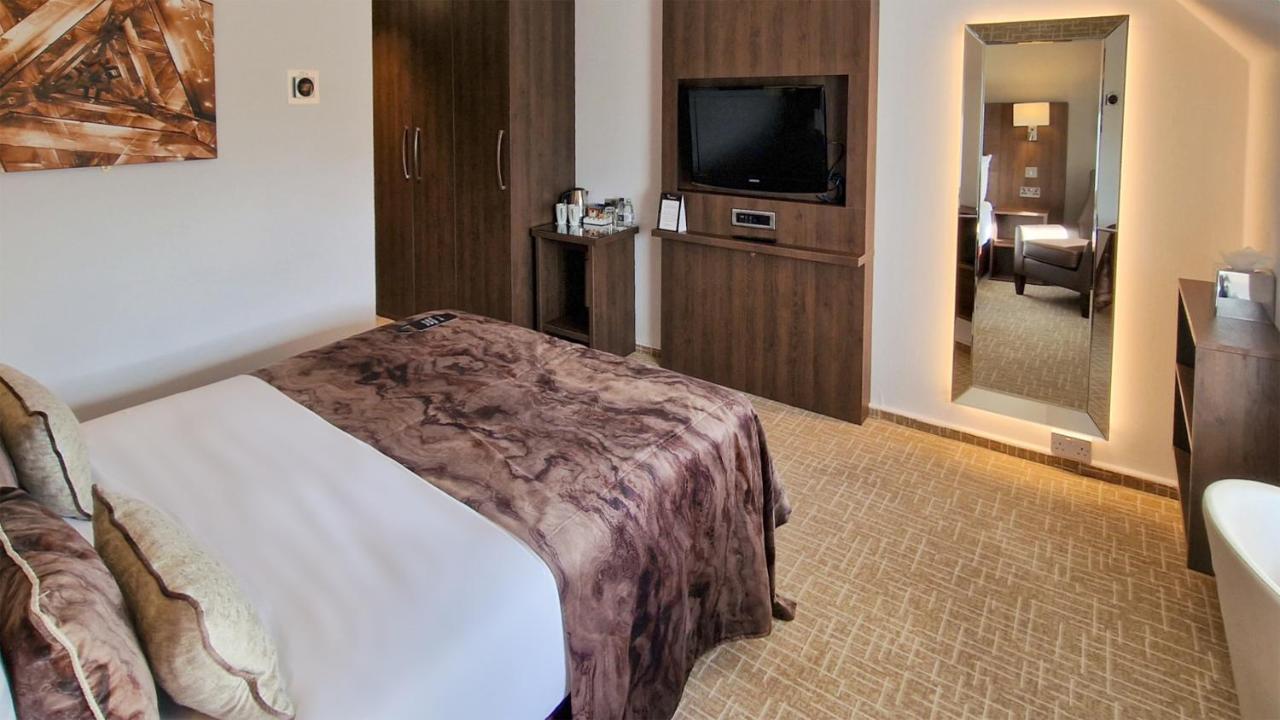 Coppid Beech Hotel Bracknell Eksteriør billede