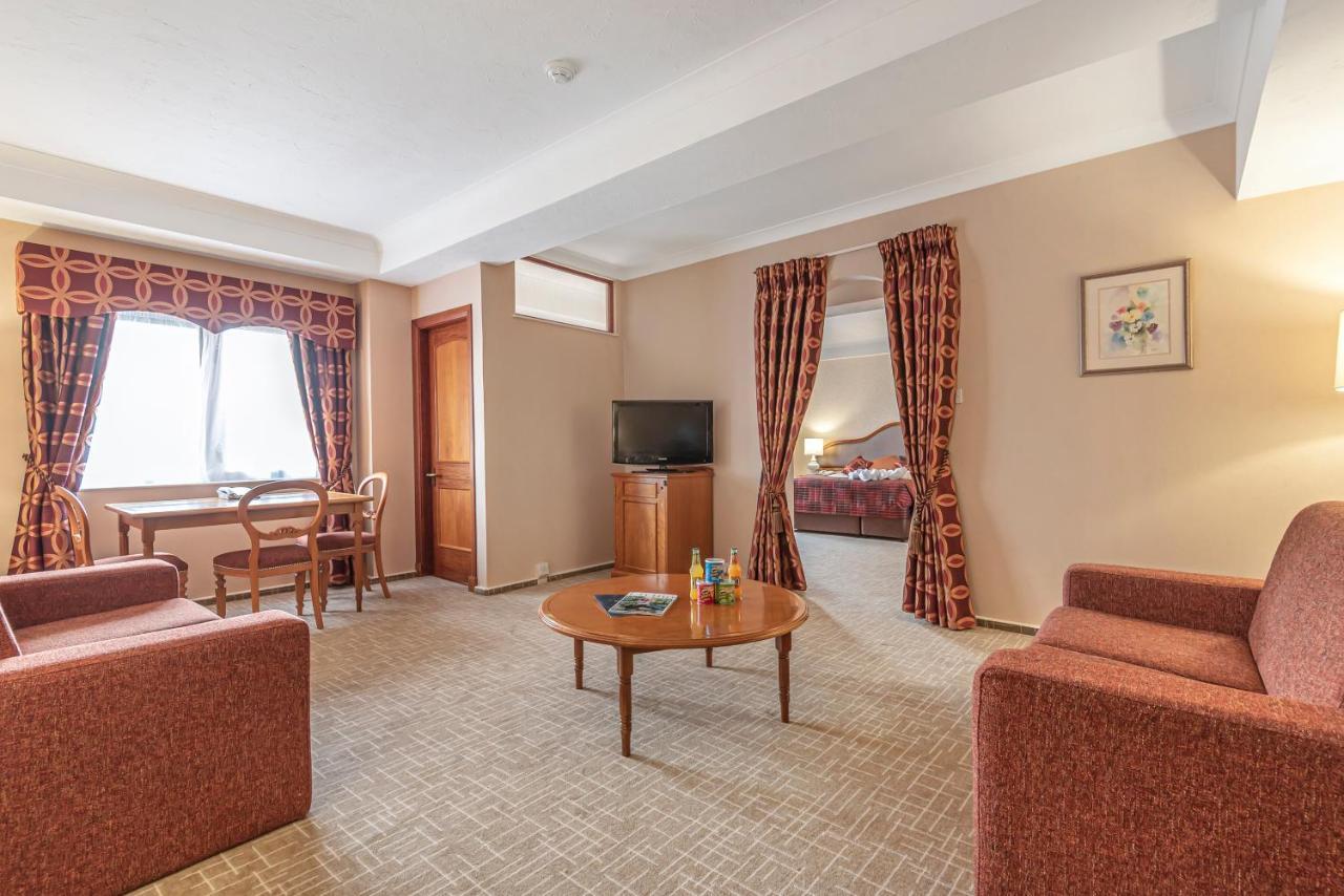 Coppid Beech Hotel Bracknell Eksteriør billede