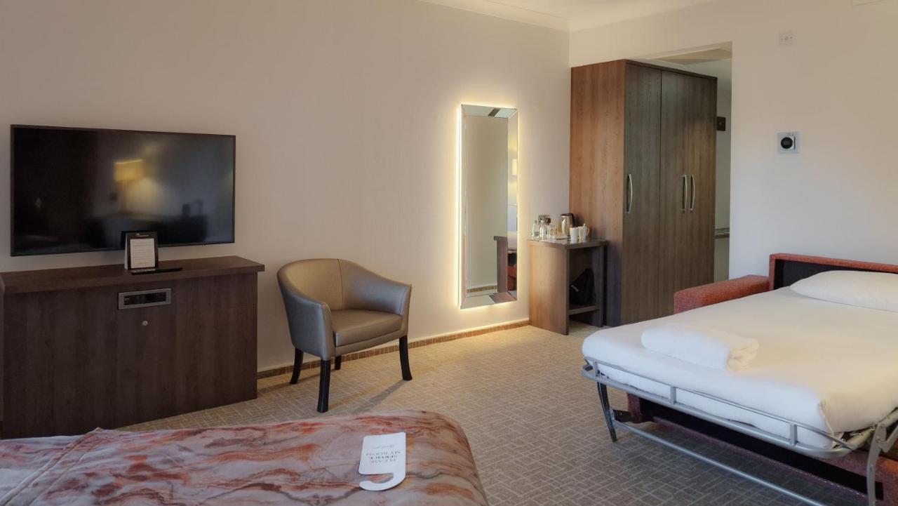Coppid Beech Hotel Bracknell Eksteriør billede