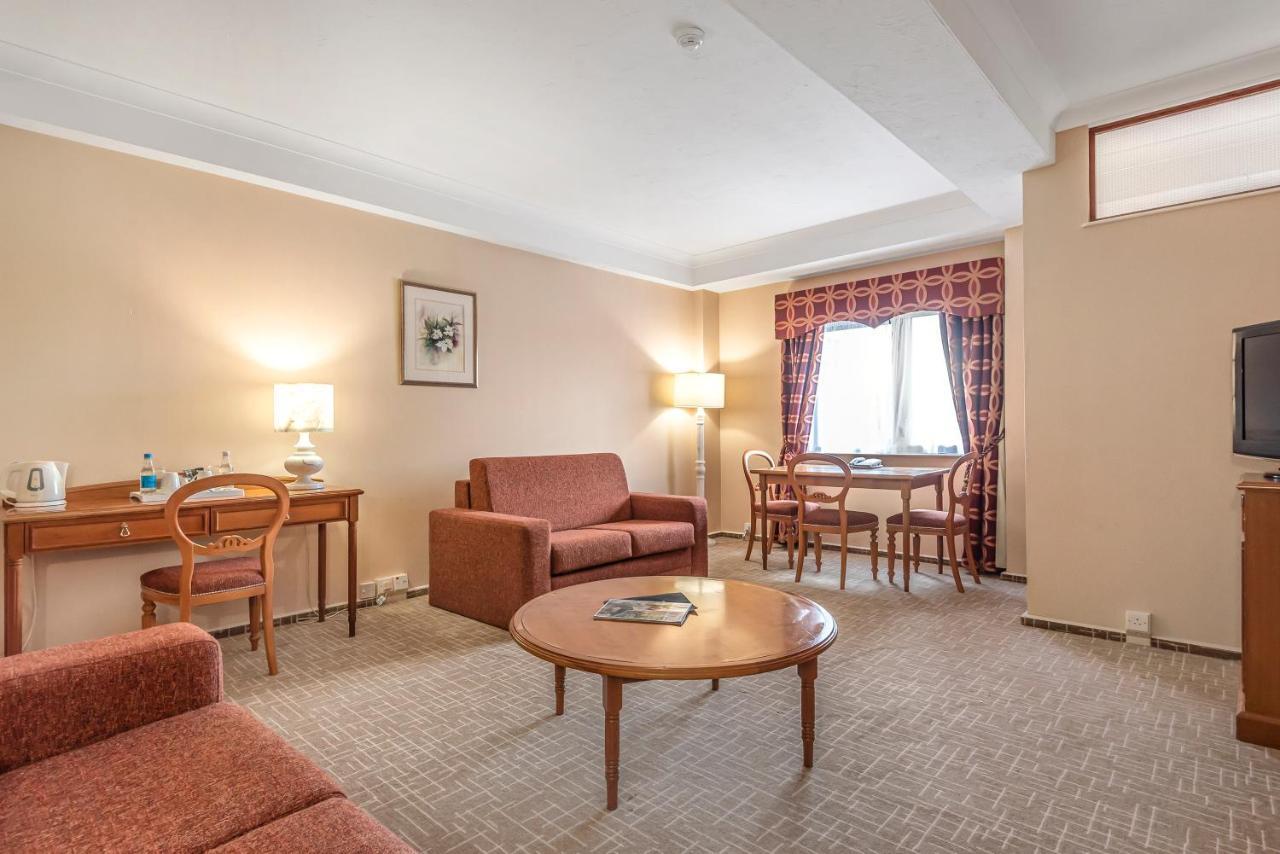 Coppid Beech Hotel Bracknell Eksteriør billede