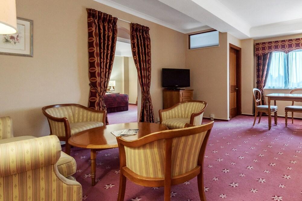 Coppid Beech Hotel Bracknell Eksteriør billede